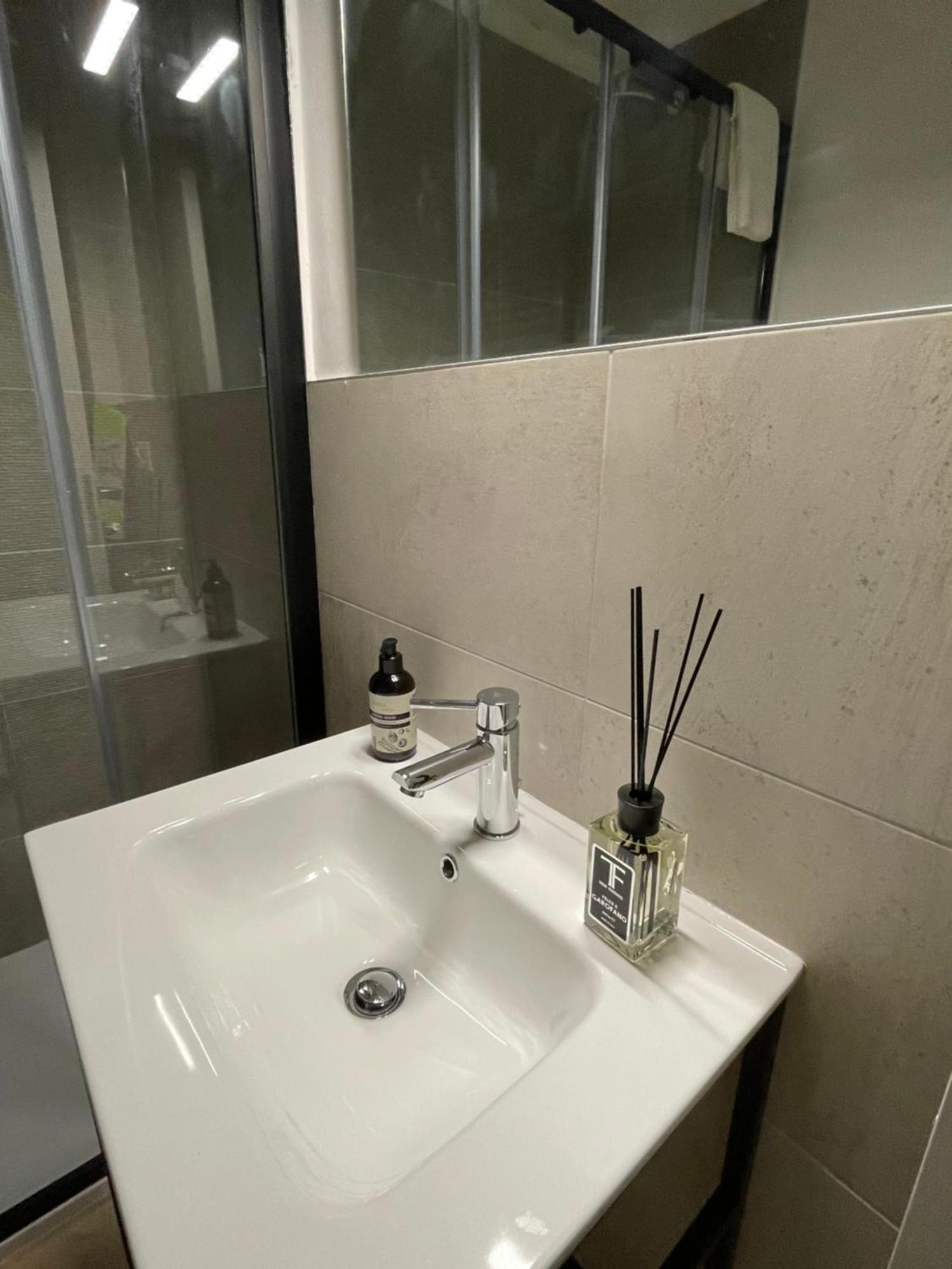 Le Vie Del Vento - Garibaldi Apartment Trieste Ngoại thất bức ảnh