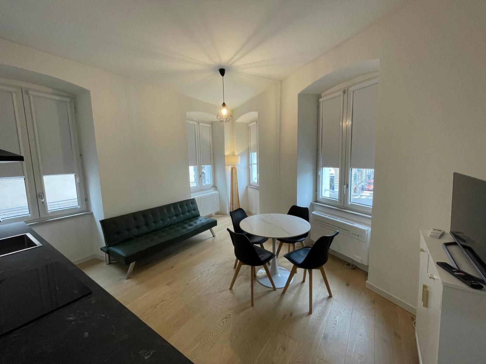 Le Vie Del Vento - Garibaldi Apartment Trieste Ngoại thất bức ảnh
