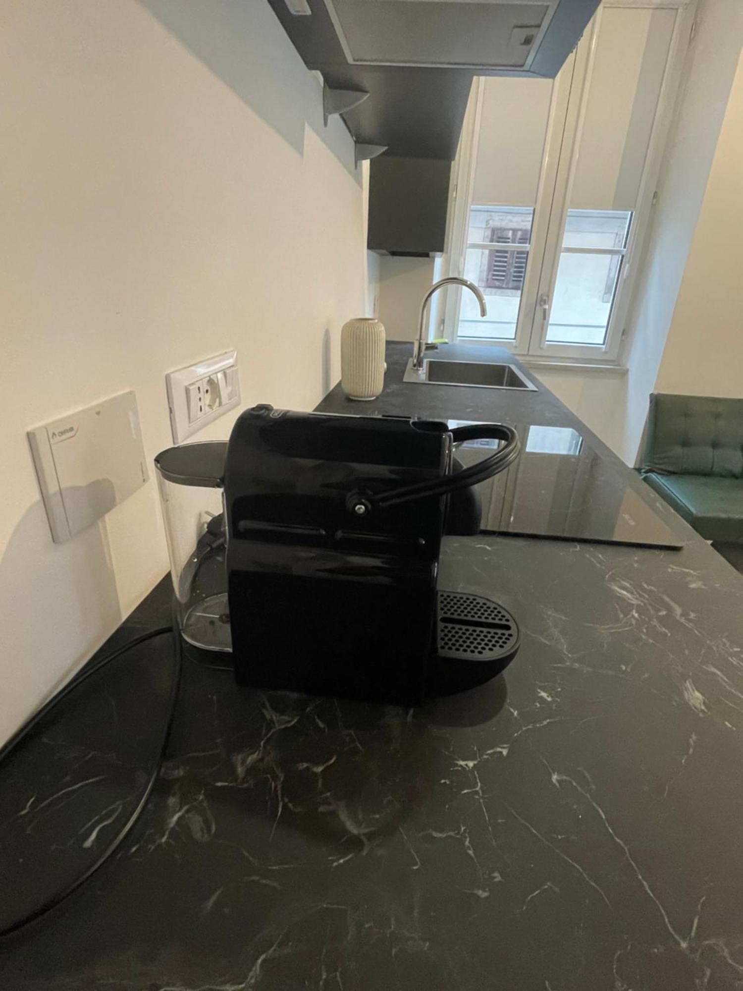 Le Vie Del Vento - Garibaldi Apartment Trieste Ngoại thất bức ảnh
